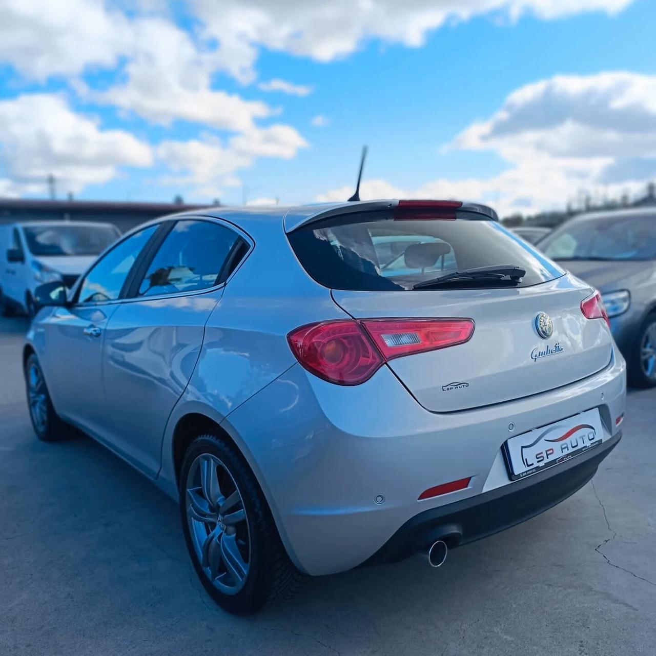 Alfa Romeo Giulietta 1.6 105Cv DISTINCTIVE