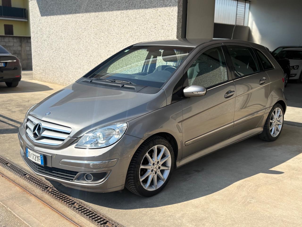 Mercedes-benz B 150 Sport NEOPATENTATI