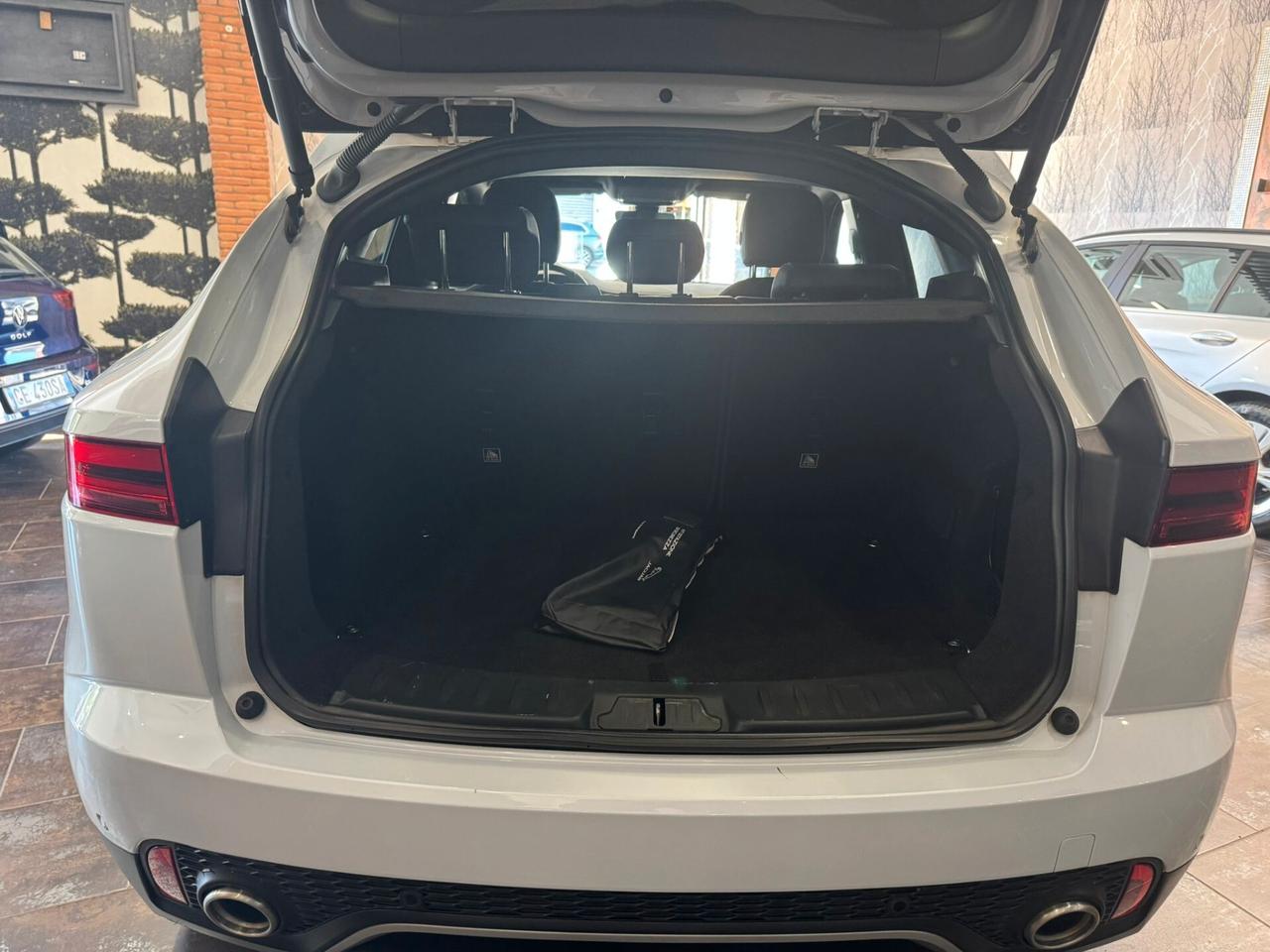 Jaguar E-Pace 2.0D 180 CV AWD aut.