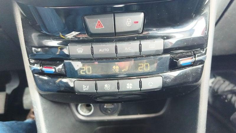 Peugeot 2008 BlueHDi 100cv Allure