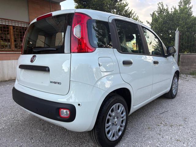 FIAT Panda 1.0 S&S Hybrid 4 posti