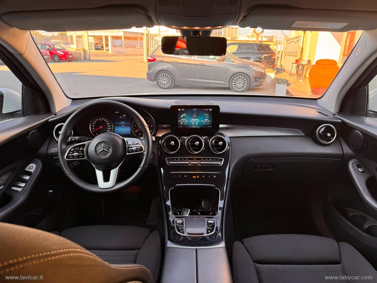 MERCEDES-BENZ GLC 200 d 4Matic Premium