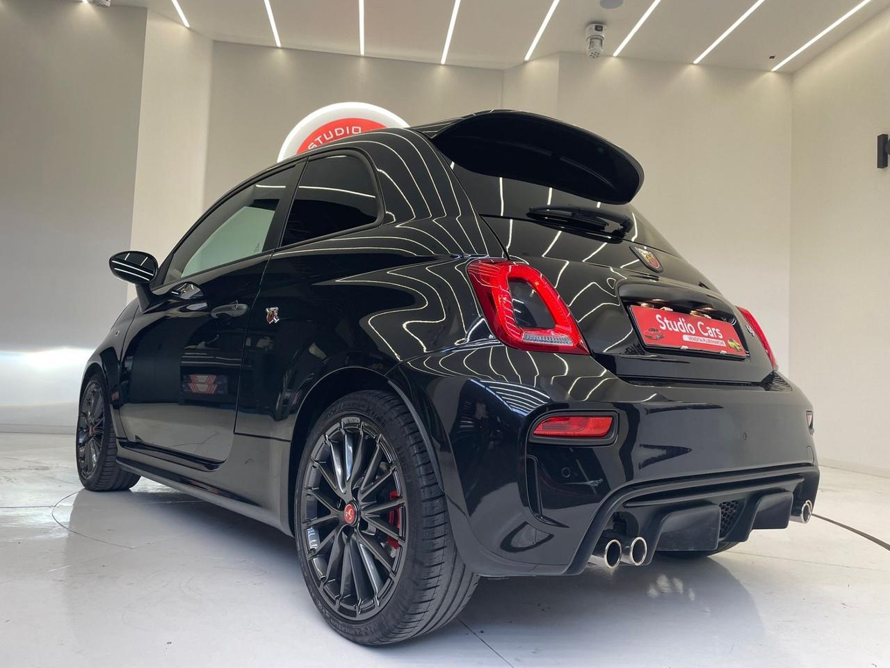 Abarth 695 1.4 Turbo T-Jet 180 CV