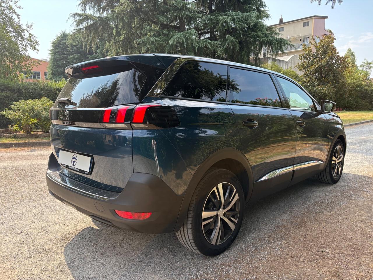 Peugeot 5008 BlueHDi 130 S&S EAT8 Allure Pack( con catena)