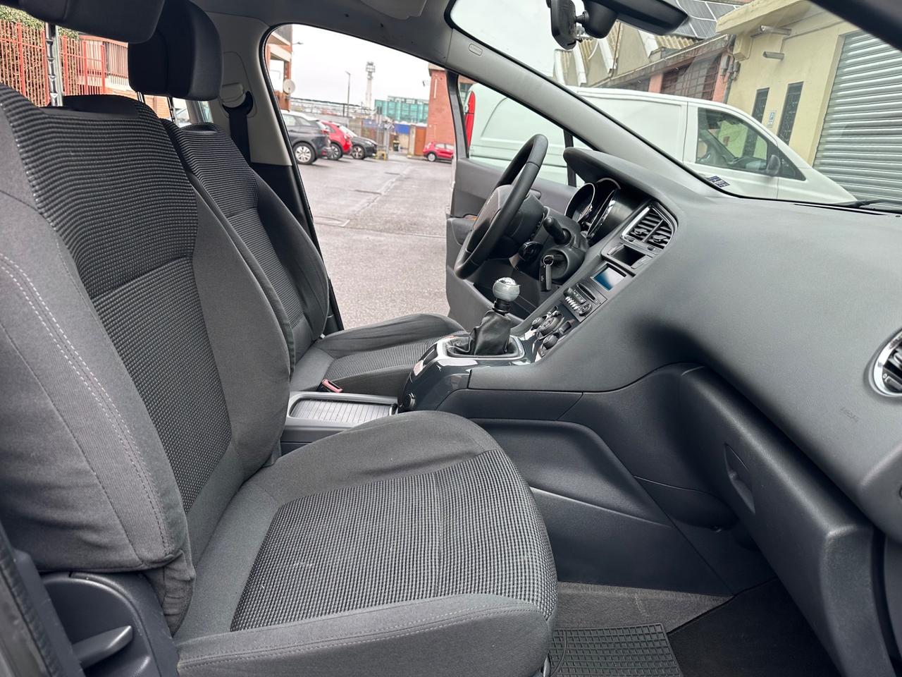 Peugeot 5008 1.6 HDi 115CV 7 posti euro 5