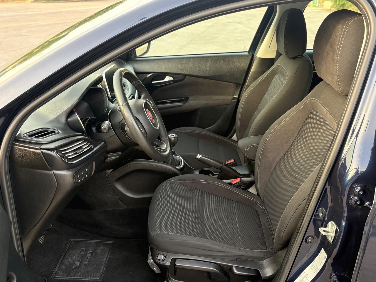 Fiat Tipo 1.6 MULTIJET 120CV S&S 5Porte Lounge LED