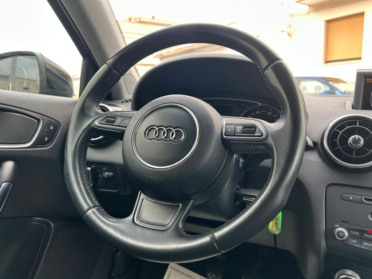 Audi A1 SPB 1.6 TDI 105 Cv AMBITION LED-2015