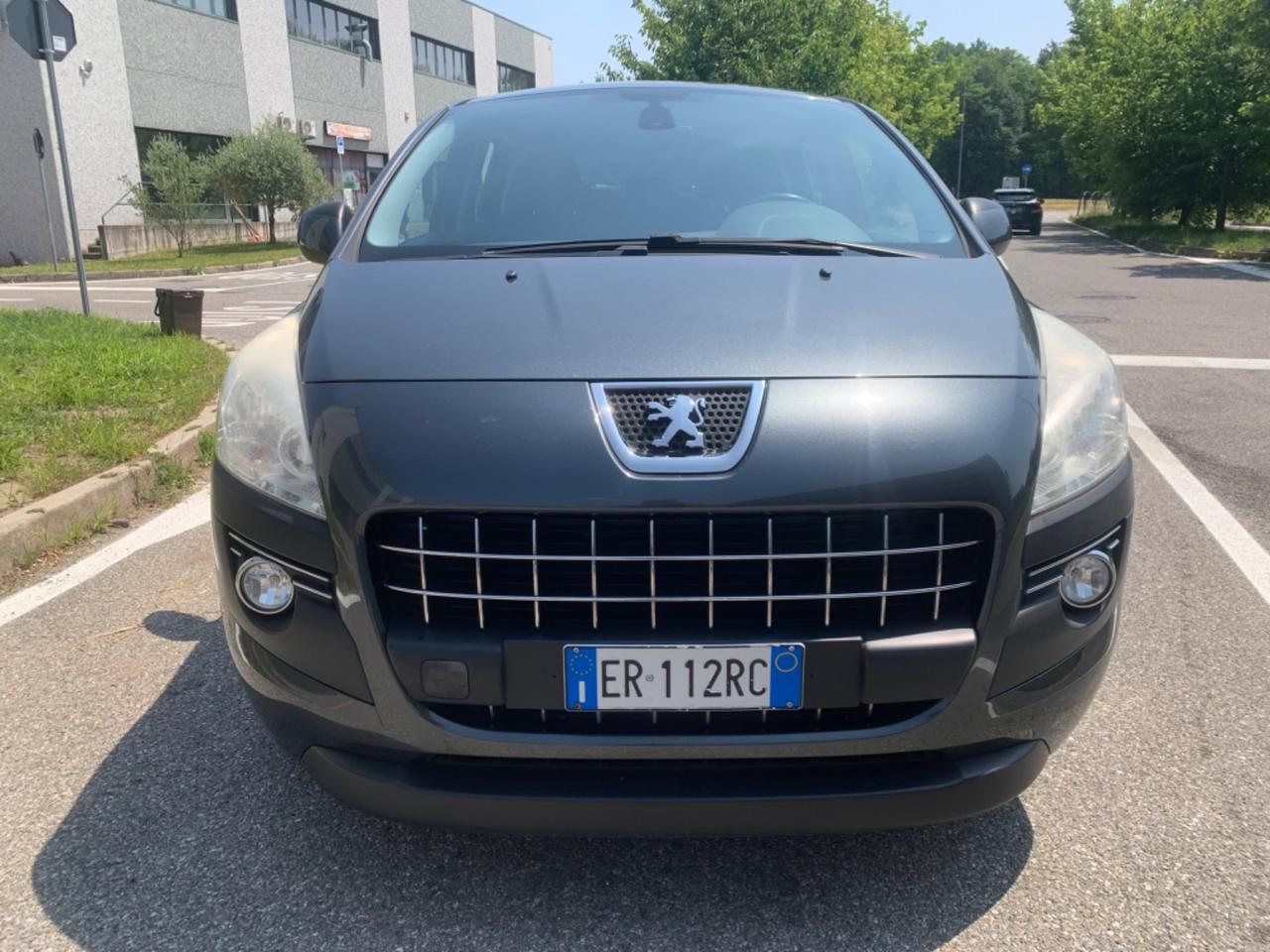 Peugeot 3008 1.6 HDi 115CV Business