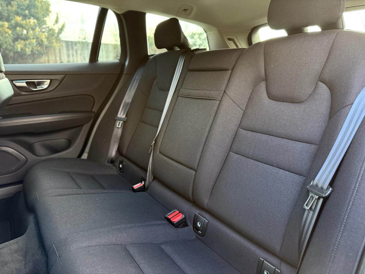 VOLVO V60 2021 B4 Geartronic