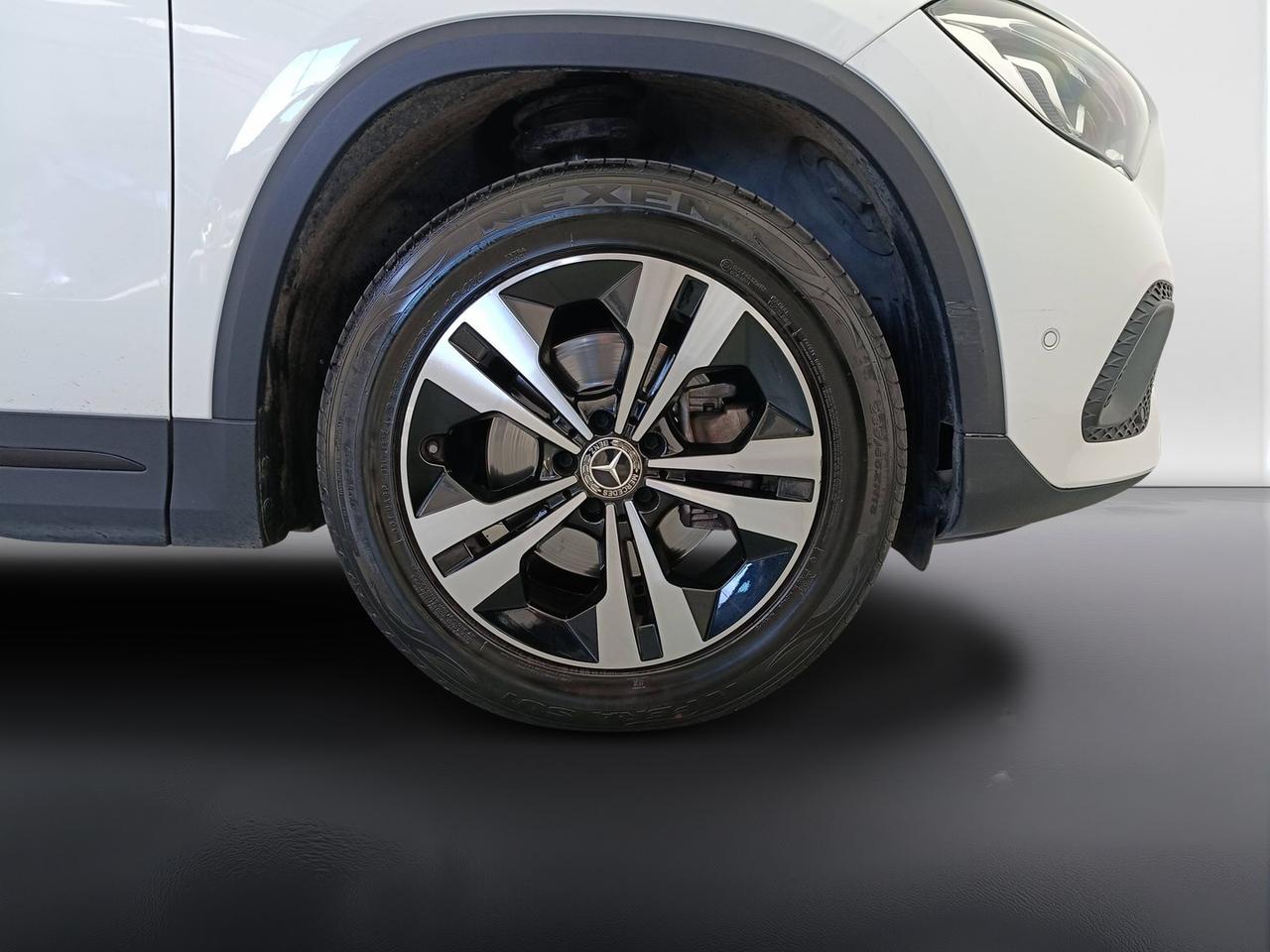 Mercedes-Benz GLA-H247 2020 - GLA 180 d Sport Plus auto