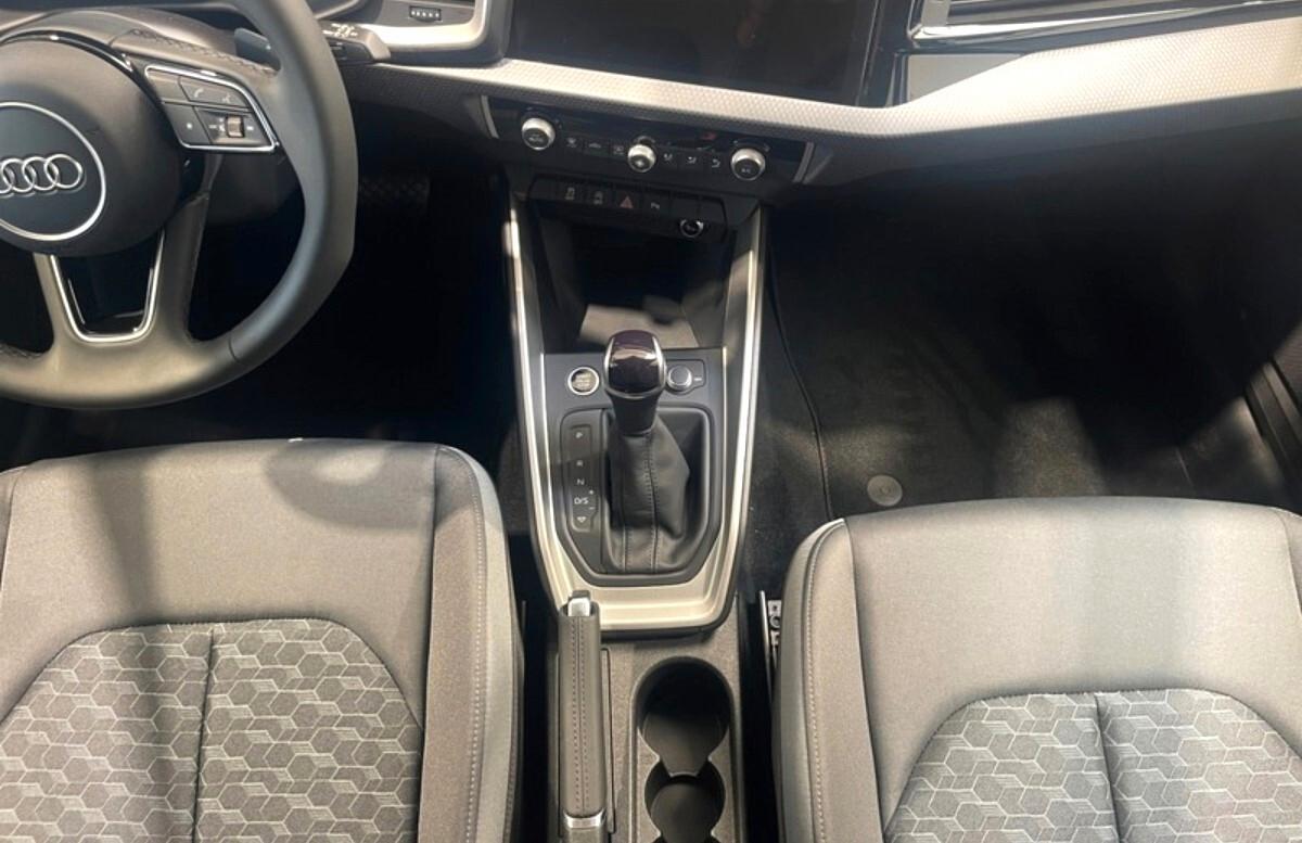 Audi A1 SPB 30 TFSI S tronic line edition