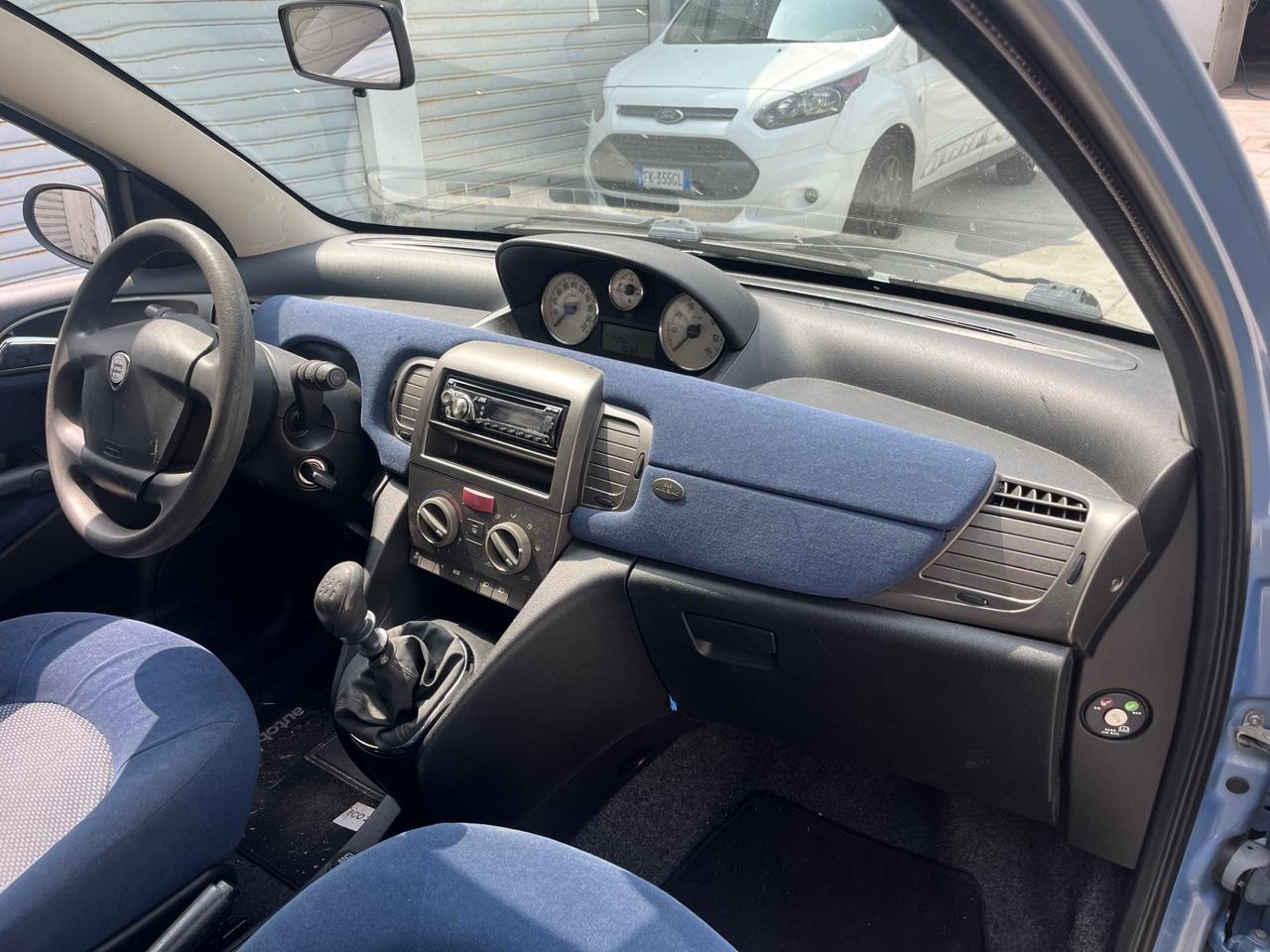 Lancia Ypsilon 1.2 OK NEOPATENTATI