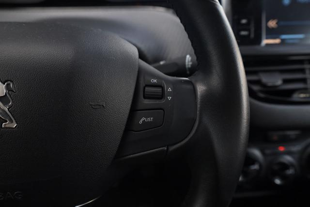 PEUGEOT 2008 PureTech 82 Active