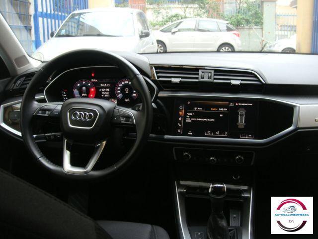 AUDI - Q3 - 35 TDI S tronic S line