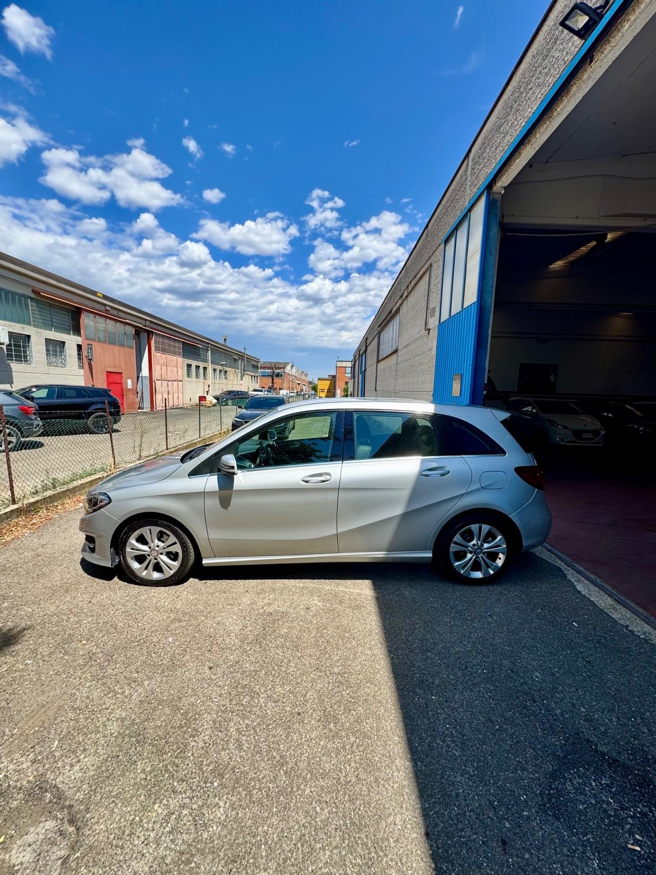 Mercedes-benz B 200 d Automatic Executive