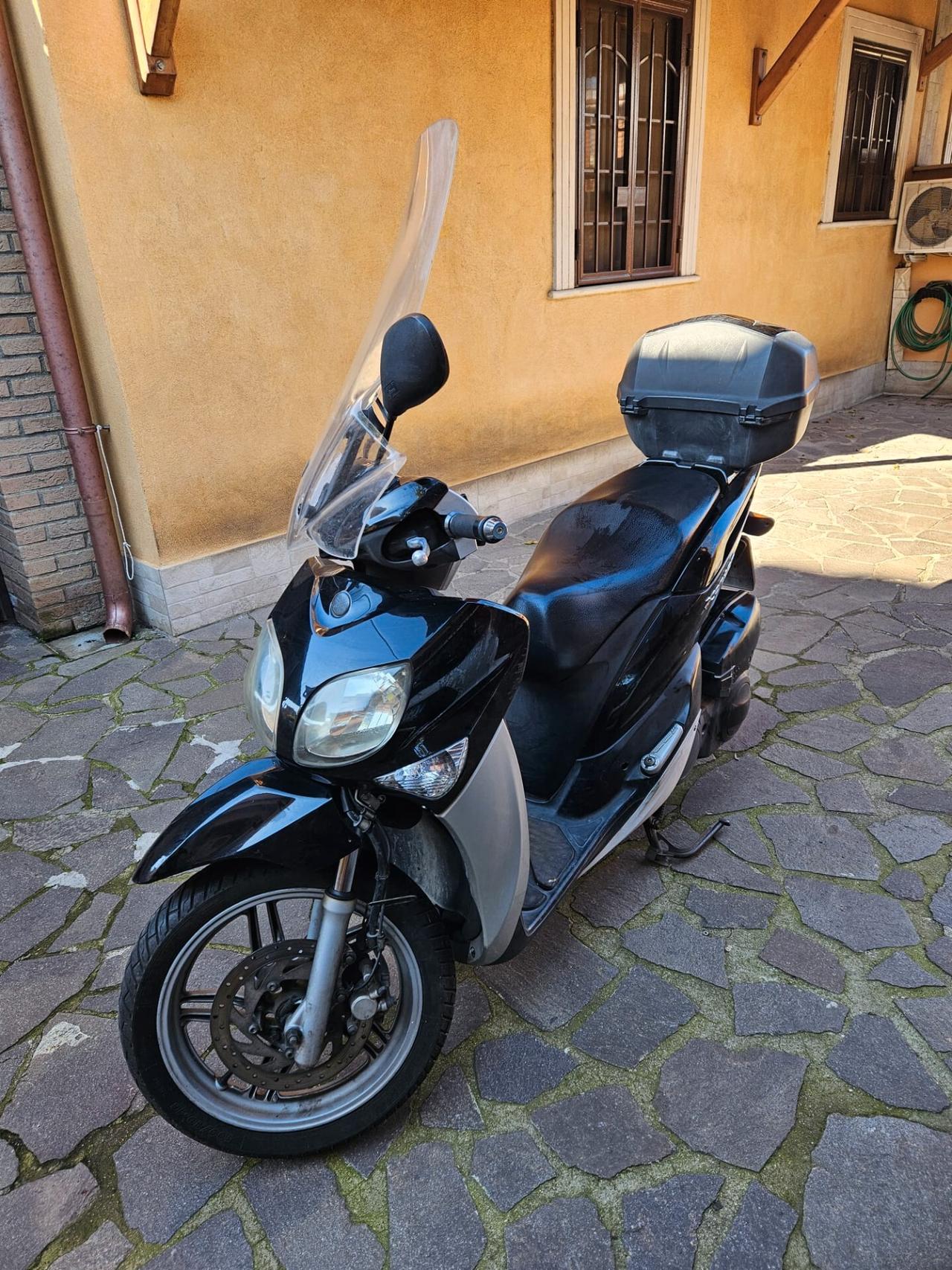 Yamaha Xenter 150 anno 2012
