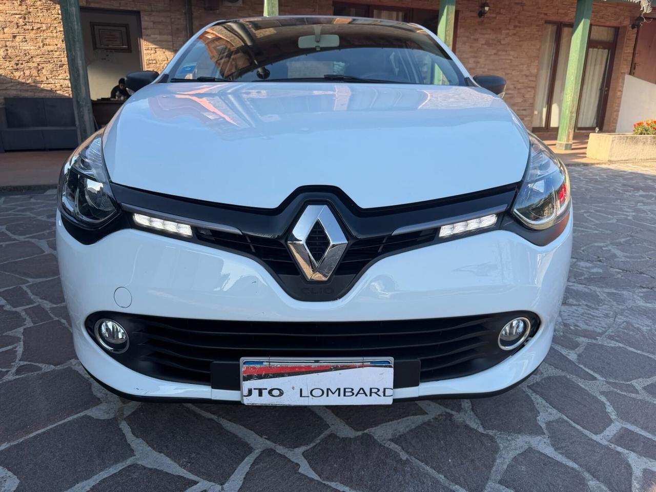 Renault Clio 0.9 TCe 12V 90CV 5 porte Costume National neopatentati