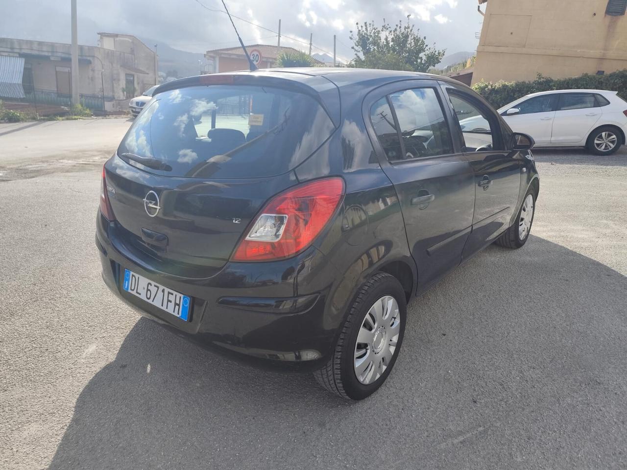 Opel Corsa 1.0 12V 5 porte Club