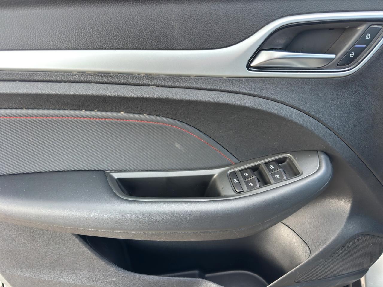 Mg ZS 1.0T-GDI Luxury