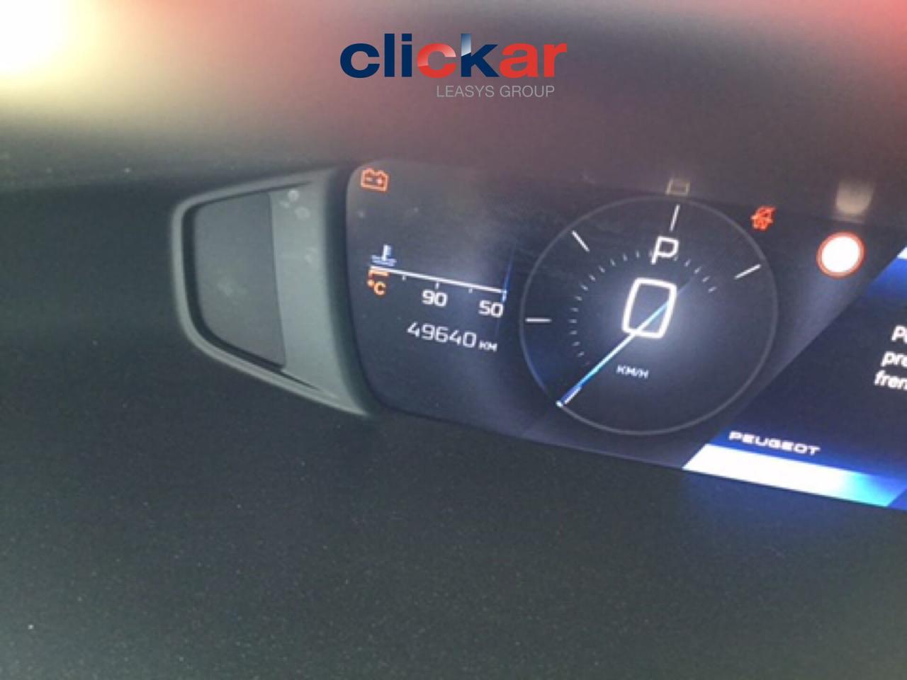 Peugeot 308 1.5 HDi 130CV EAT8 ALLURE NAV+PEL+RCAM+LED+CRUISE