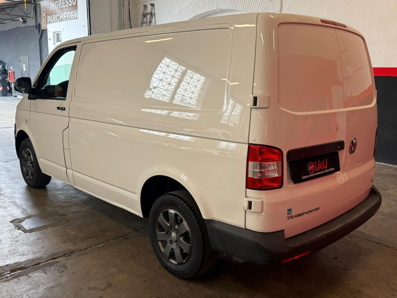 Volkswagen Transporter T5 2.0 TDI 102 CV Furgone