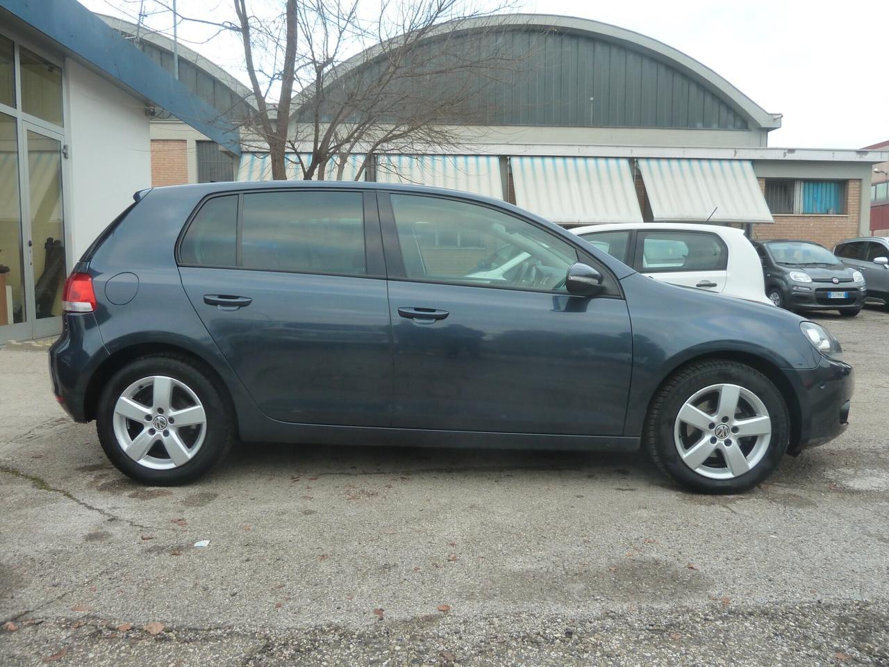 Volkswagen Golf 1.6 TDI DPF 5p. Highline