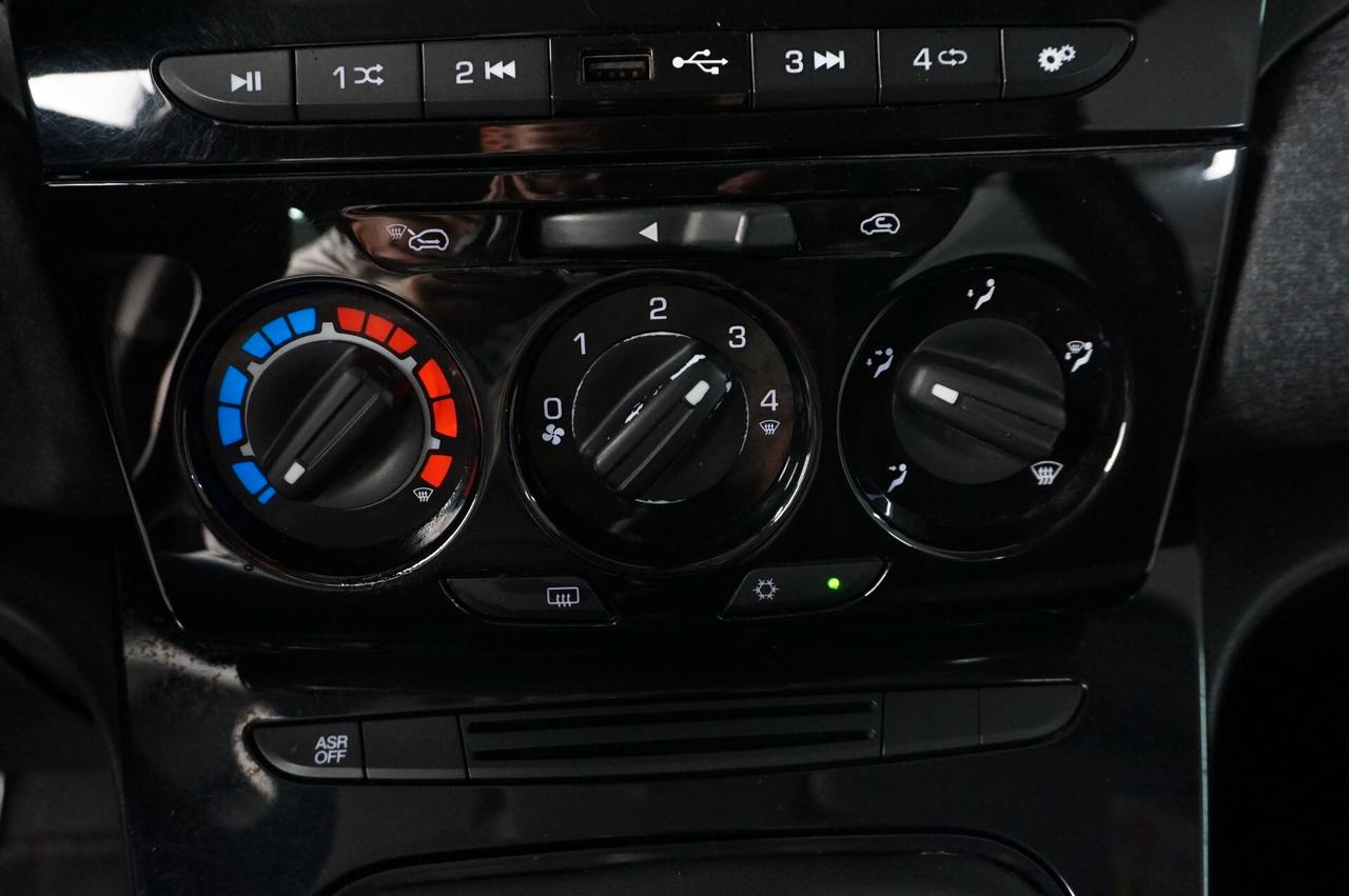 Lancia Ypsilon 1.0 FireFly 5 porte S&S Hybrid Ecochic Silver