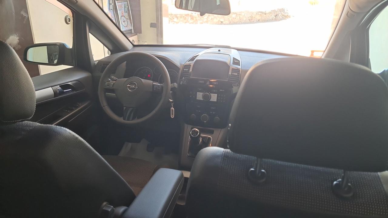 Opel Zafira 1.9 16V CDTI 150CV Enjoy