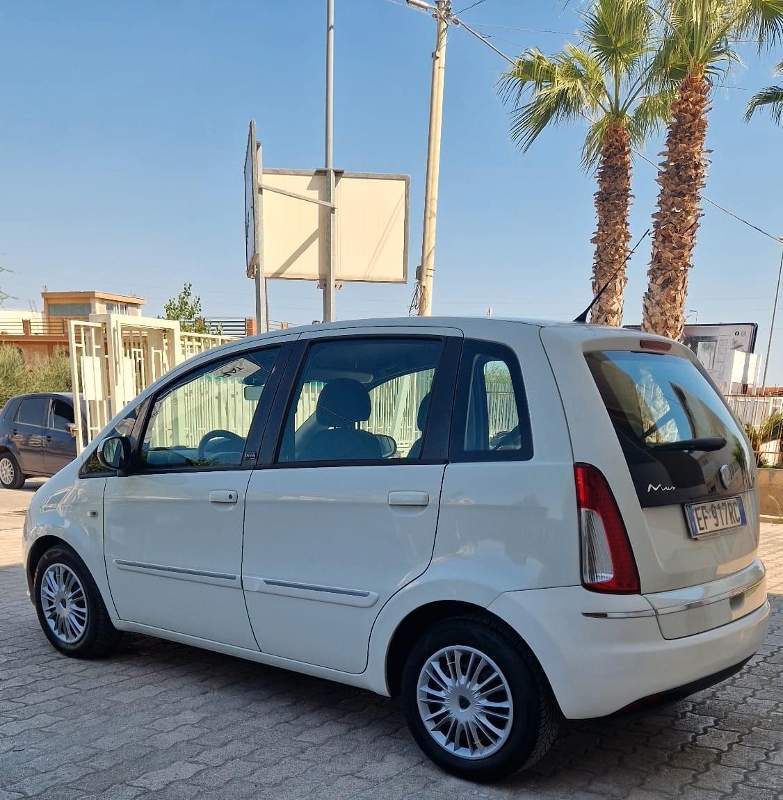 Lancia MUSA 1.3 Mjt 95 CV Diva