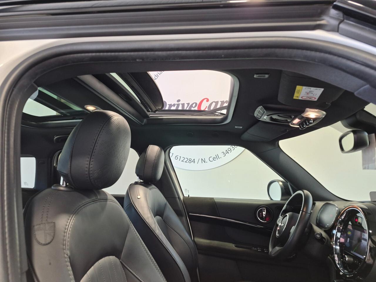 MINI Cooper Countryman PELLE TETTO LED NAVI APPLE CARPLAY RETROCAM.