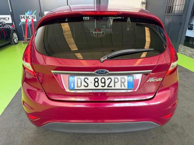 Ford Fiesta 5p 1.2 16v Titanium 82cv --SOLO 84.000KM--