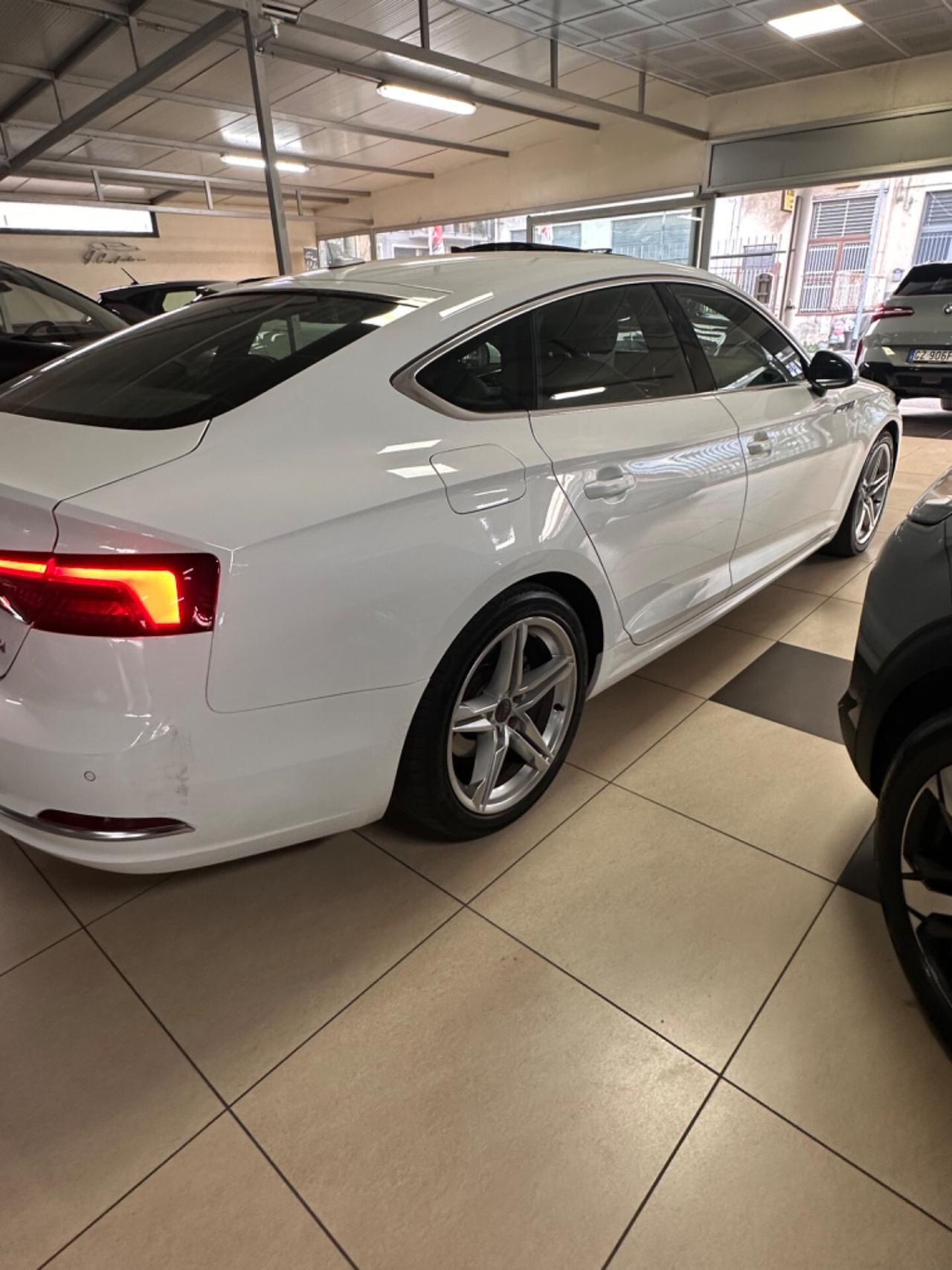 Audi A5 SPB 40 TDI S tronic Design 59.000KM
