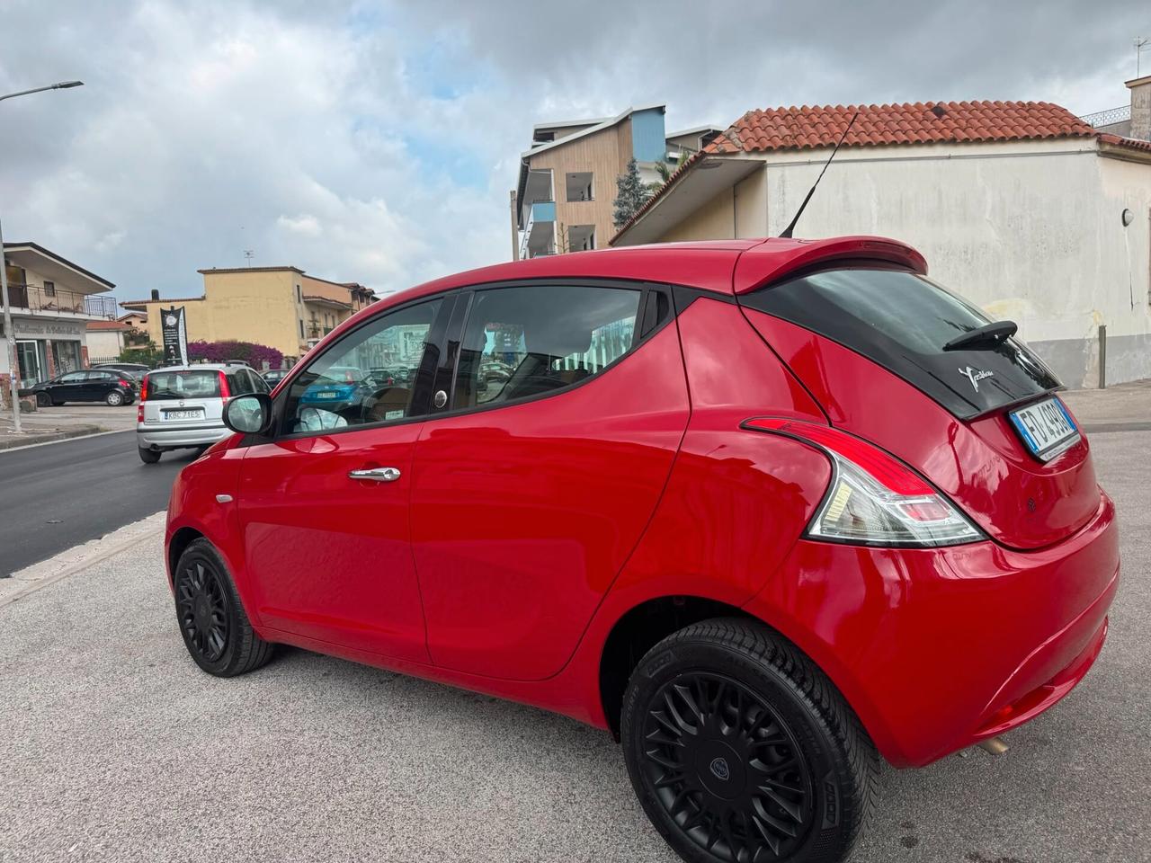 Lancia Ypsilon 1.2 69 CV 5 porte GPL Ecochic Gold