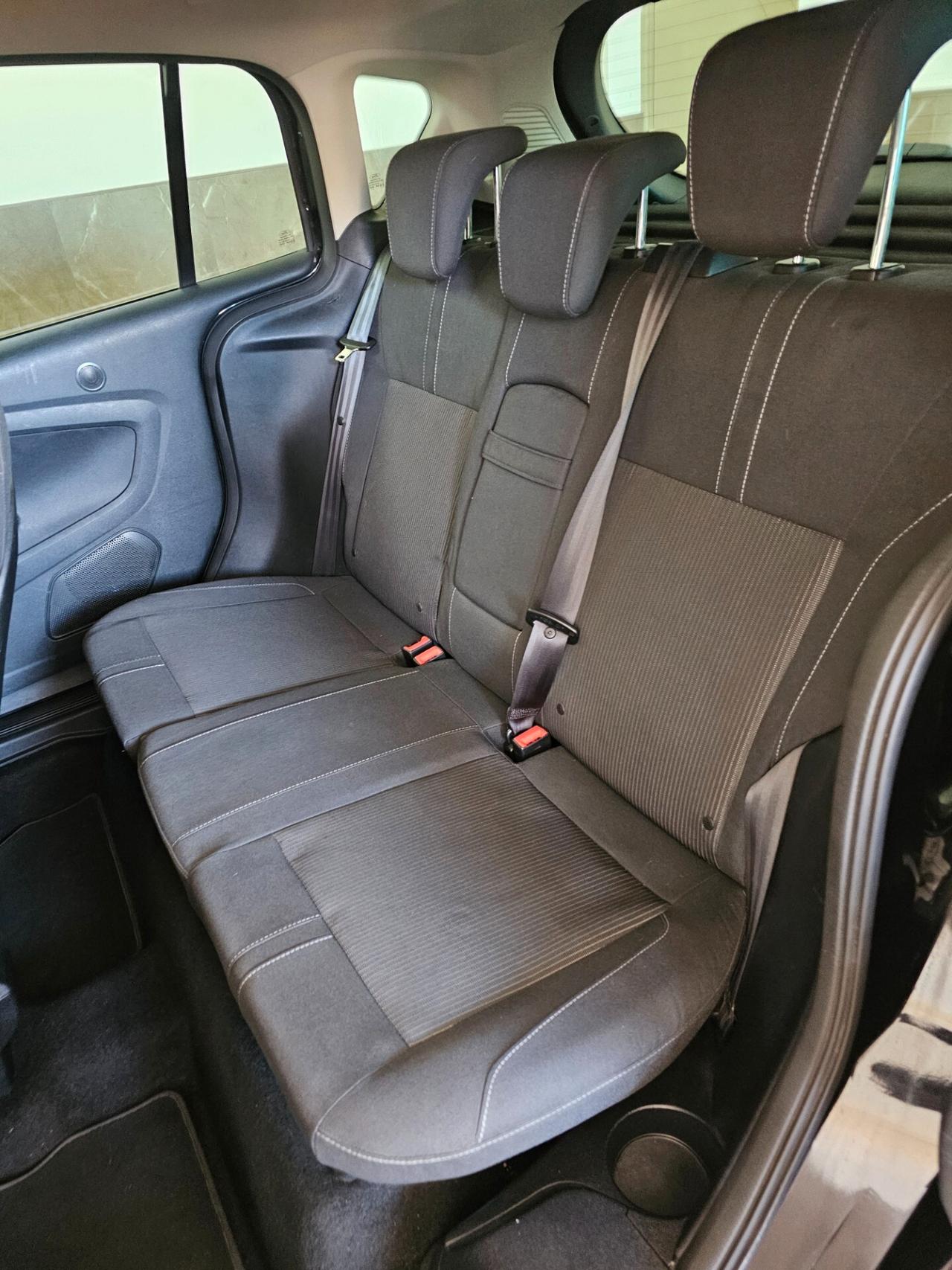 FORD B-Max 1.4 GPL TITANIUM