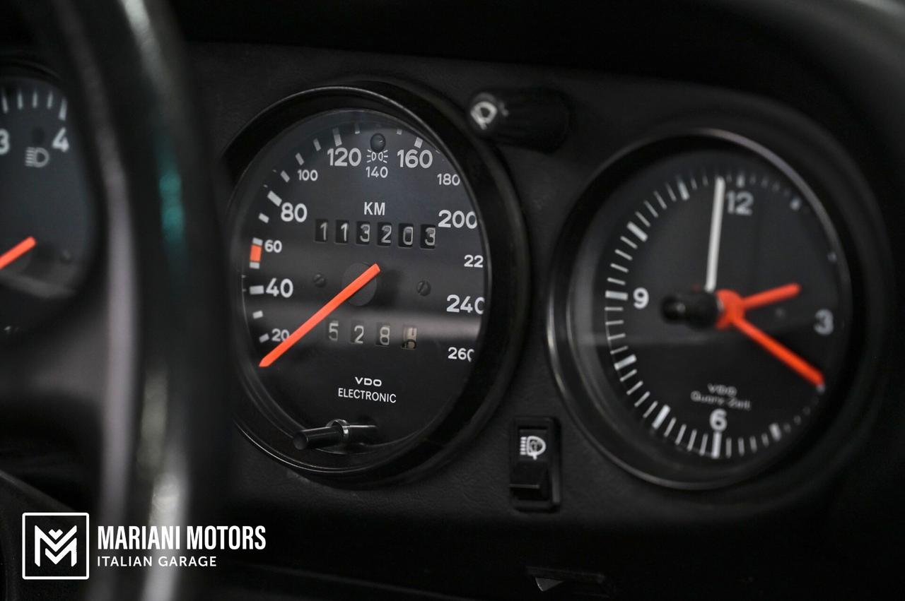 Porsche 911 (930) Carrera 3.2 Targa