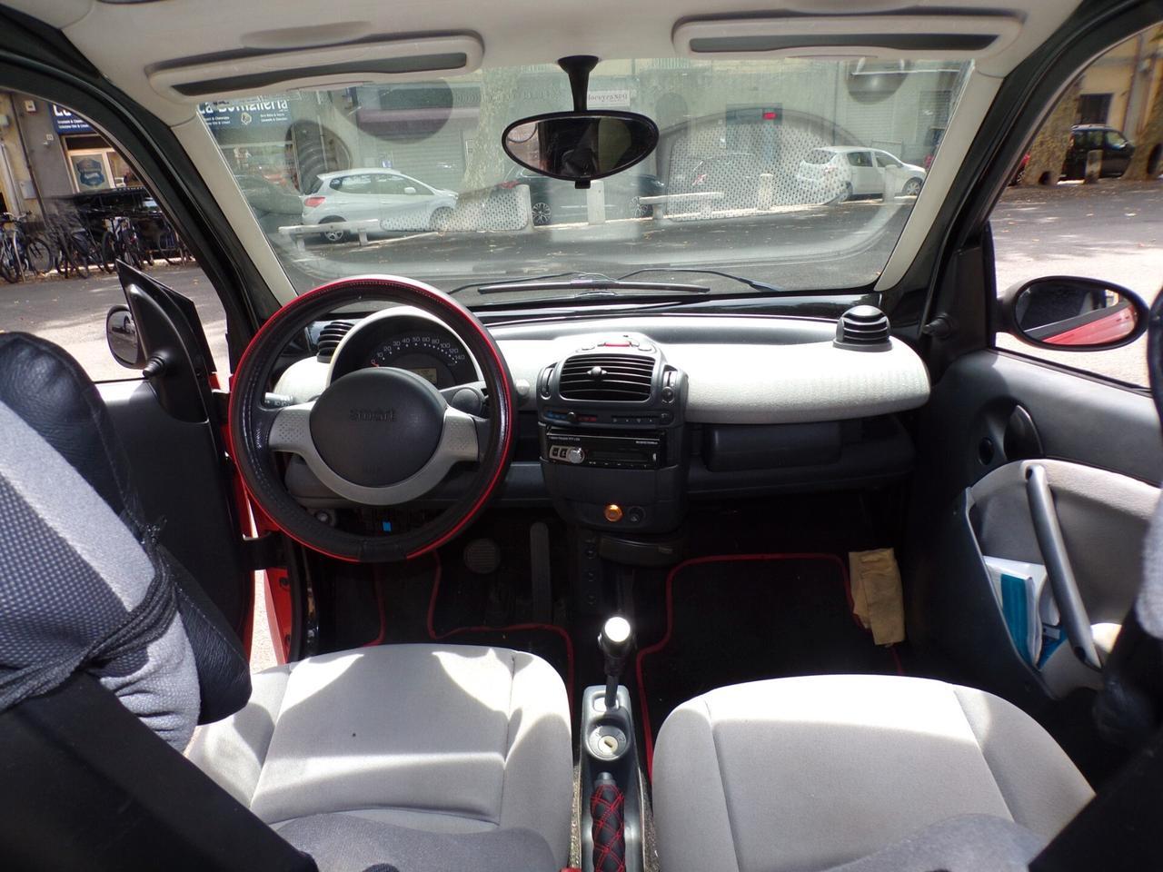 AUTO SMART FOURTWO COUPE' PASSION 55CV DEL 2003 MOTORE REVISIONATO