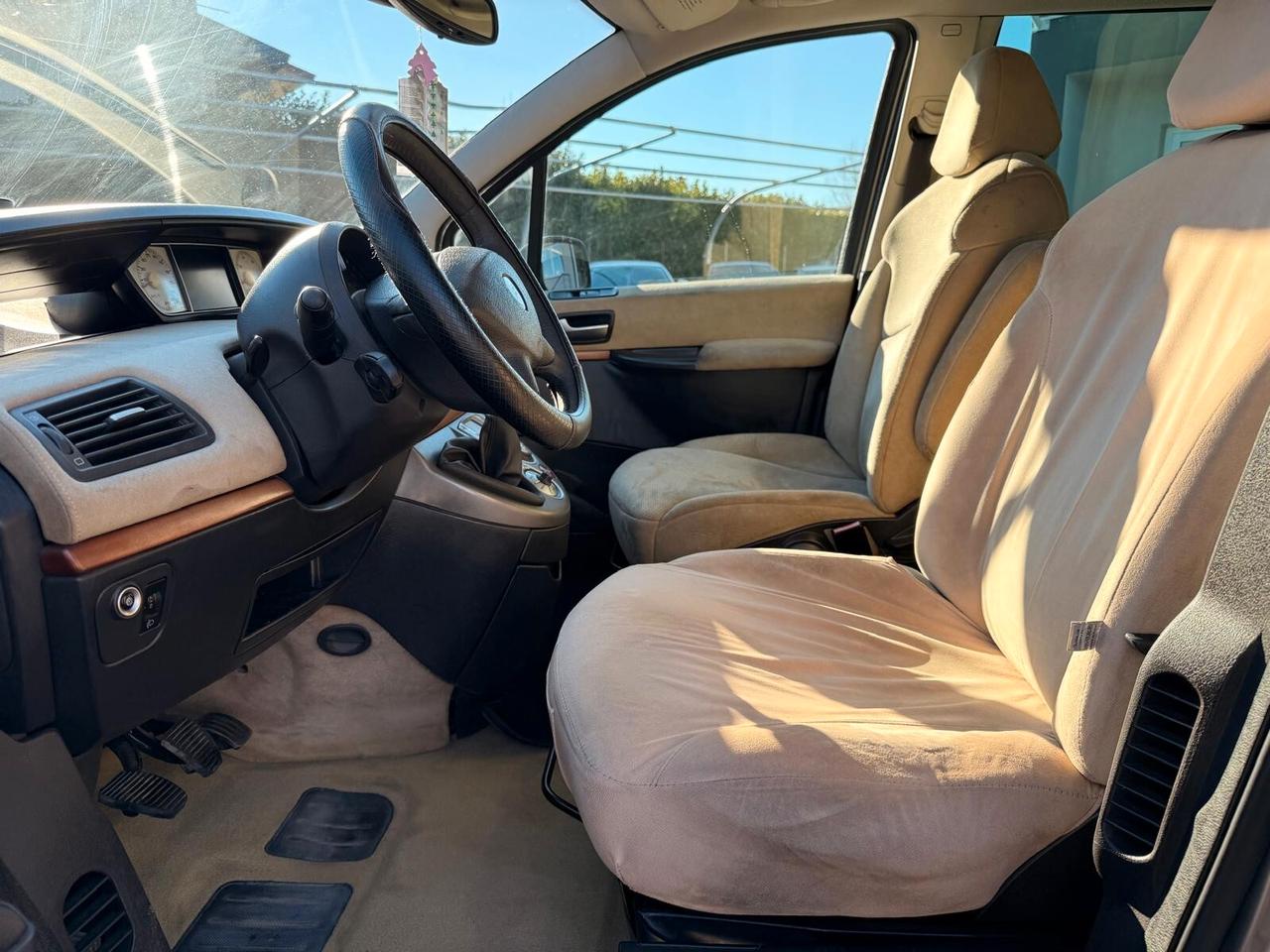 Lancia Phedra 2.0 MJT 120 CV Emblema