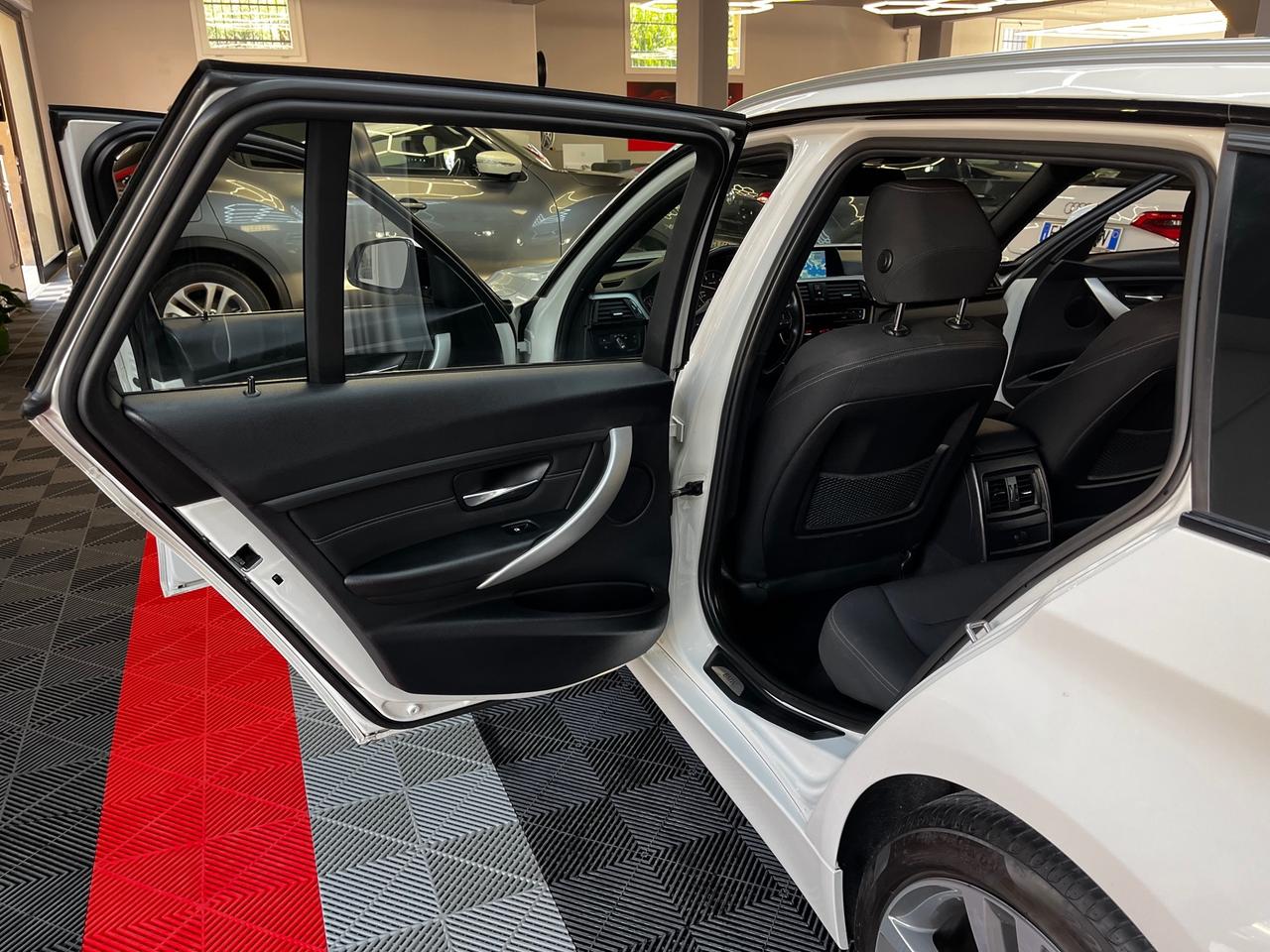 Bmw 320d Touring Sport - FABIANOAUTO