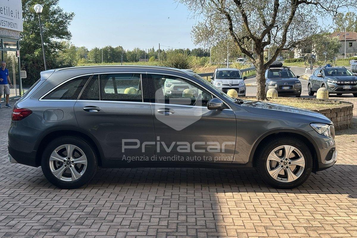 MERCEDES GLC 220 d 4Matic Business