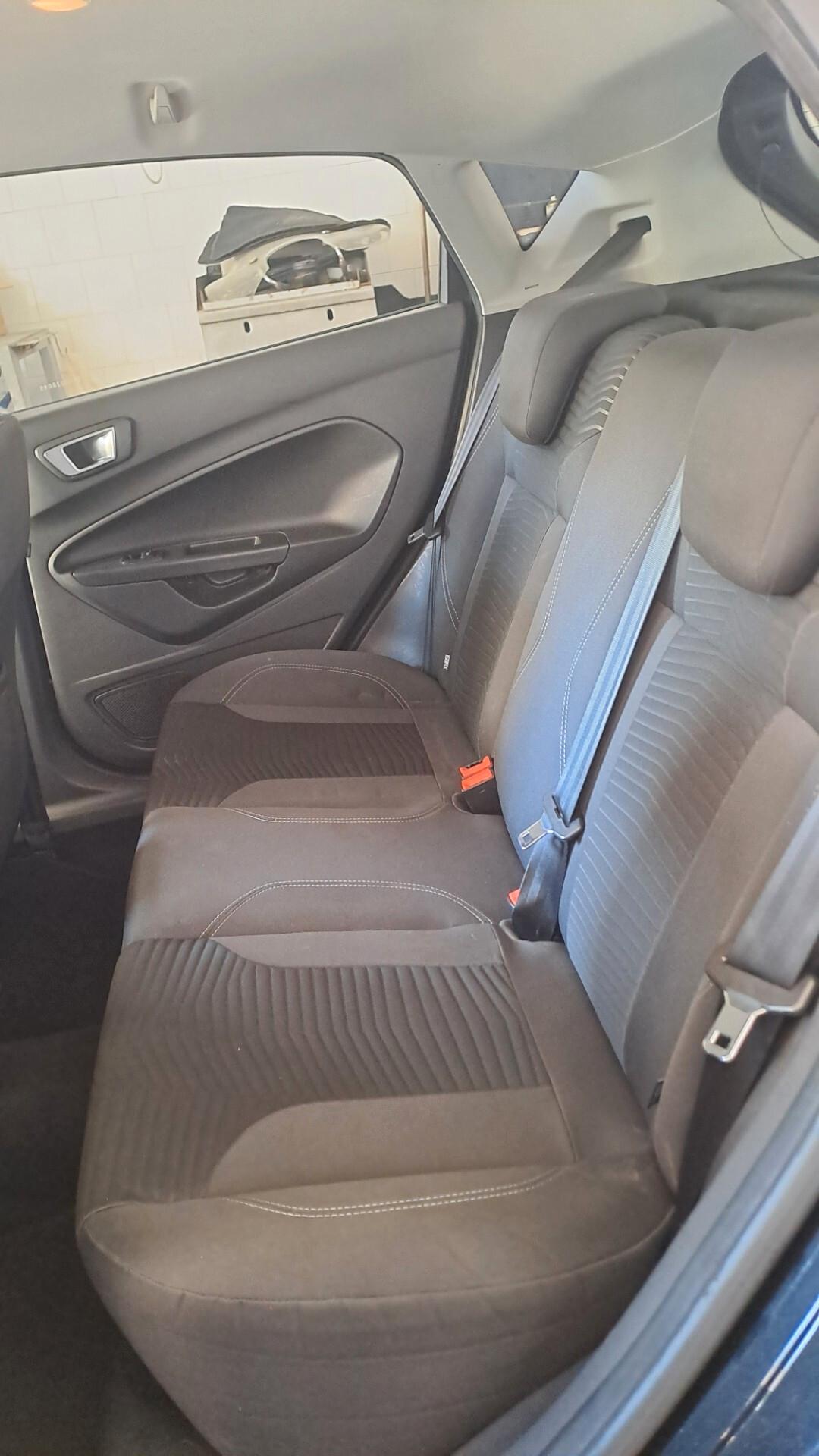 Ford Fiesta GPL 5 porte Titanium