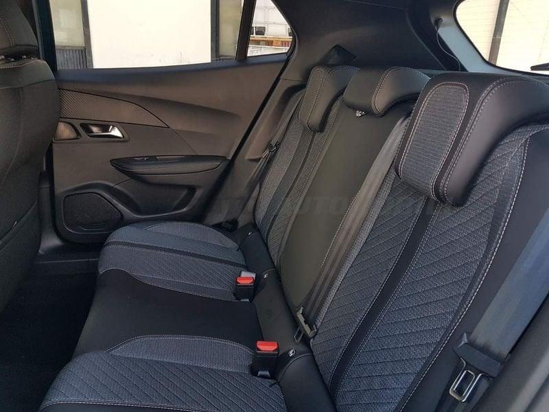 Peugeot 2008 2008 1.2 hybrid Allure 136cv e-dcs6