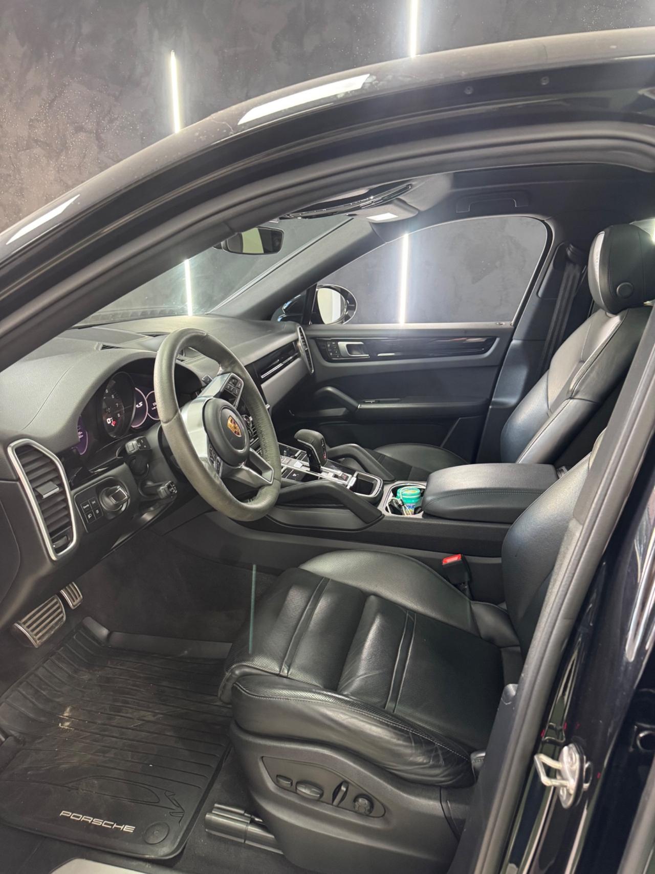 Porsche Cayenne Coupé 2.9 V6 S Platinum Edition