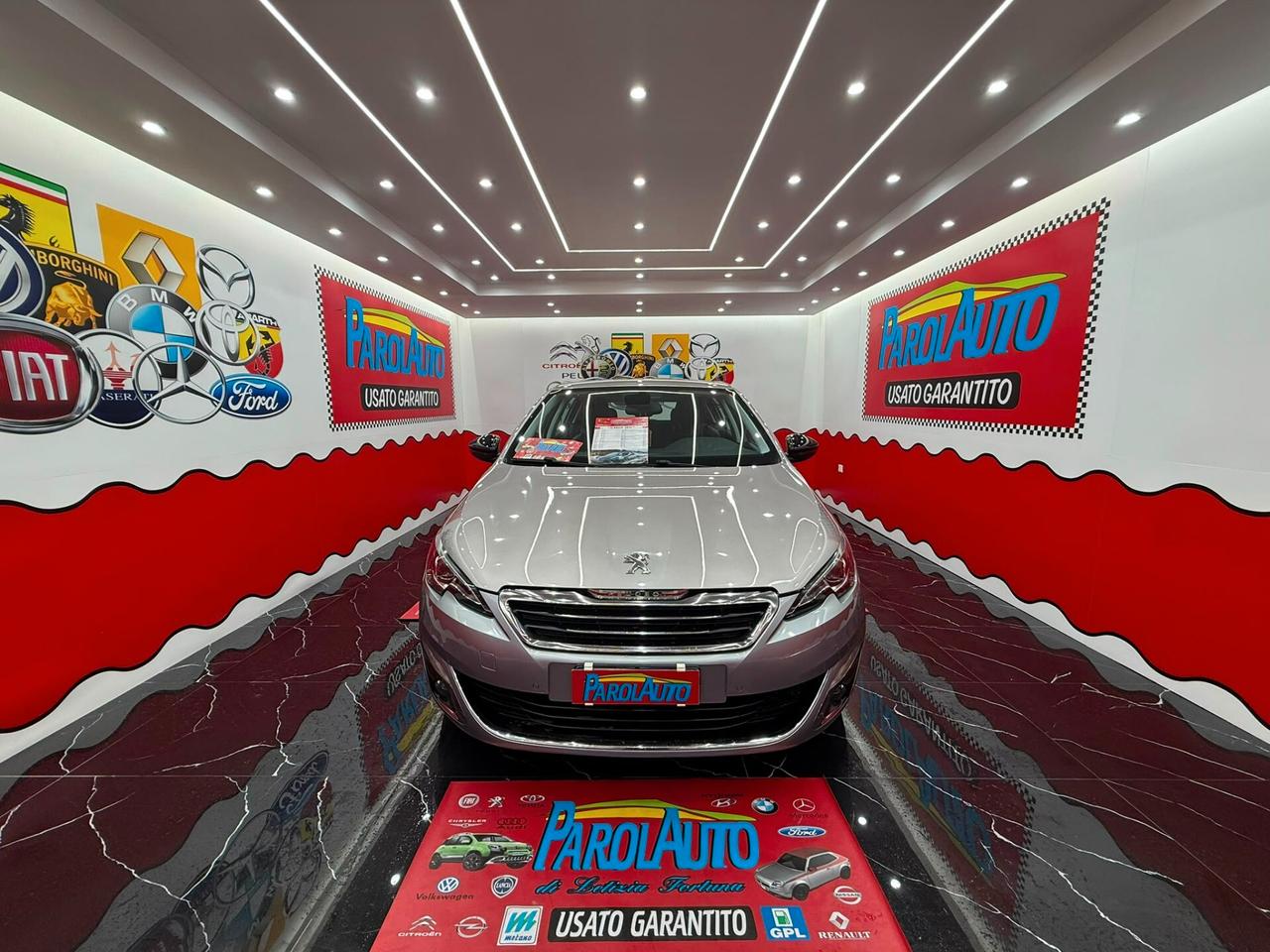 Peugeot 308 1.2 131cv Turbo Allure - 2014
