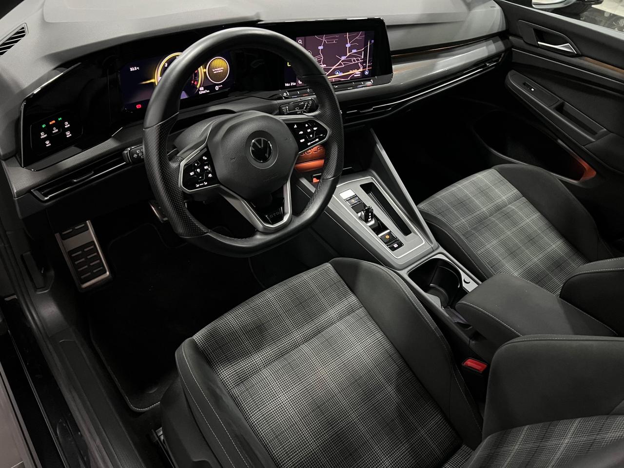 Volkswagen GOLF 8 2.0 TDI DSG GTD 200 cv