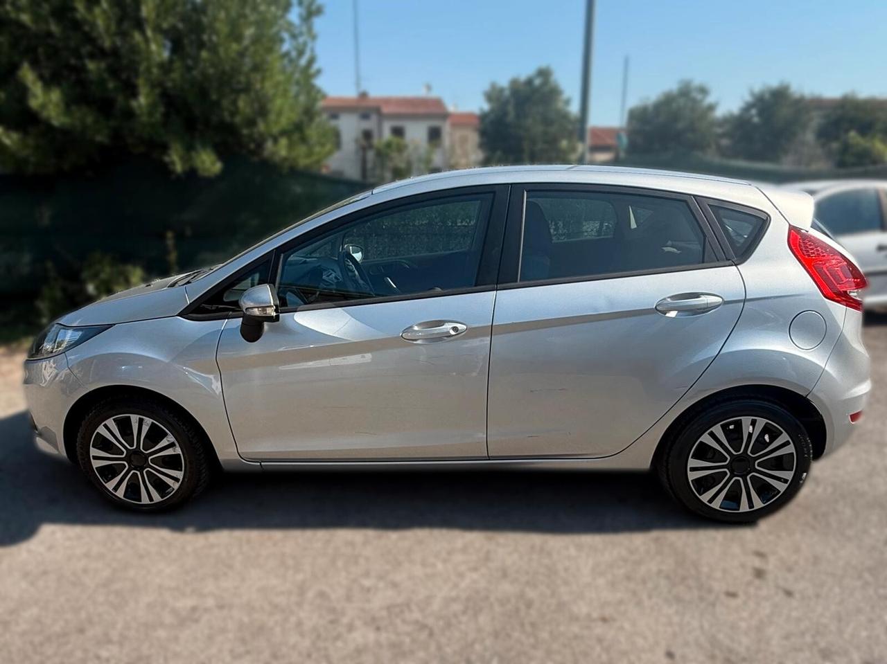 Ford Fiesta Fiesta+ 1.2 60CV 5 porte