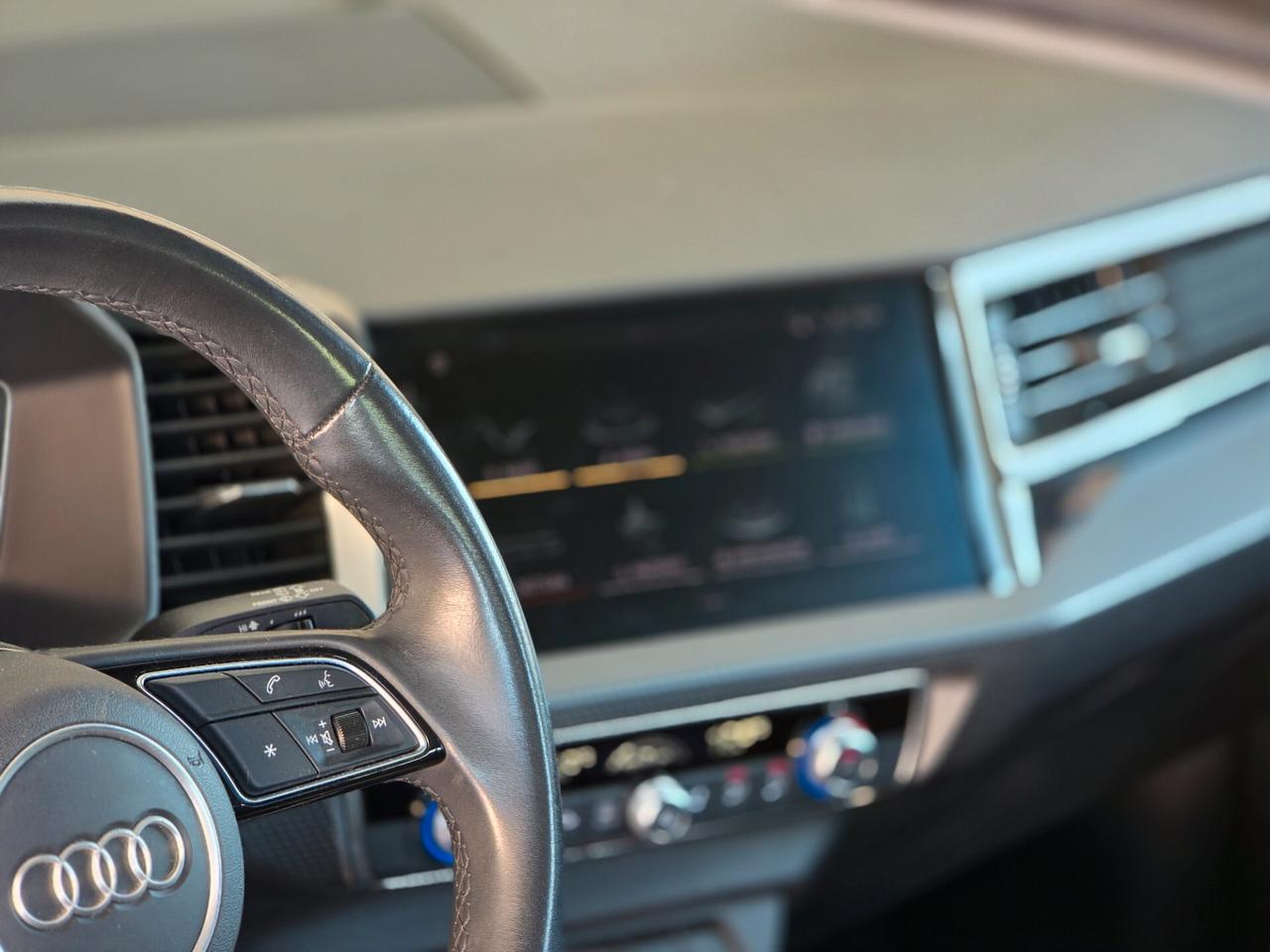Audi A1 allstreet 30 TFSI Business