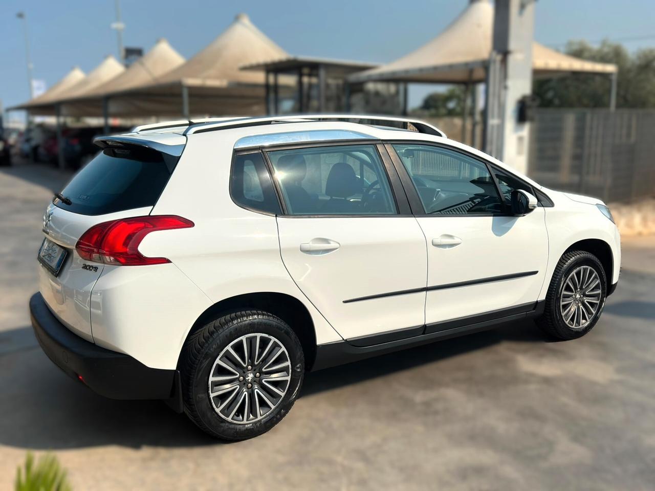 Peugeot 2008 1.4 HDi 68CV Active