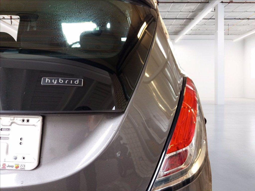 LANCIA Ypsilon 1.0 firefly hybrid Gold s&s 70cv 5p.ti del 2023