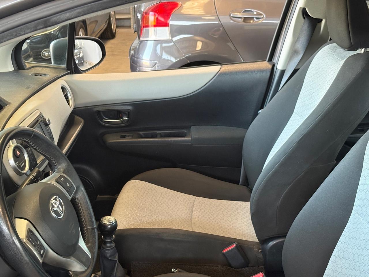 Toyota Yaris 1.3 5 porte Lounge
