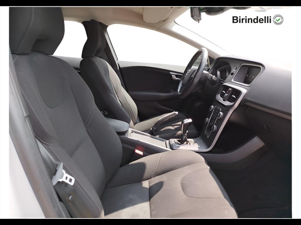 VOLVO V40 (2012-2020) - V40 D2 Business